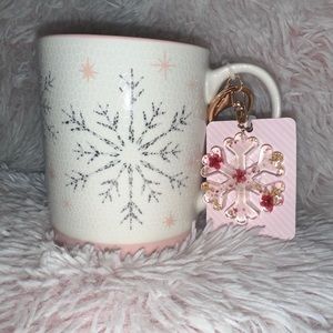 ✨NWT✨Peppermint & Pine Pink snowflake Design Mug & Keychain Set